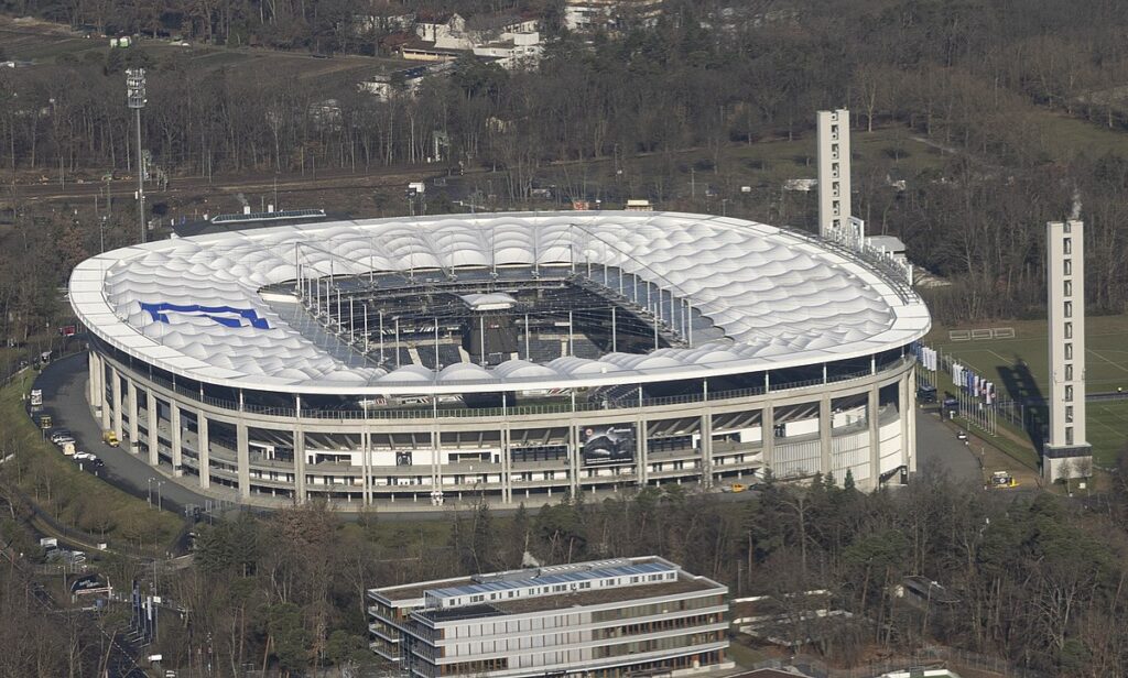 Deutsche Bank Park – stadium description